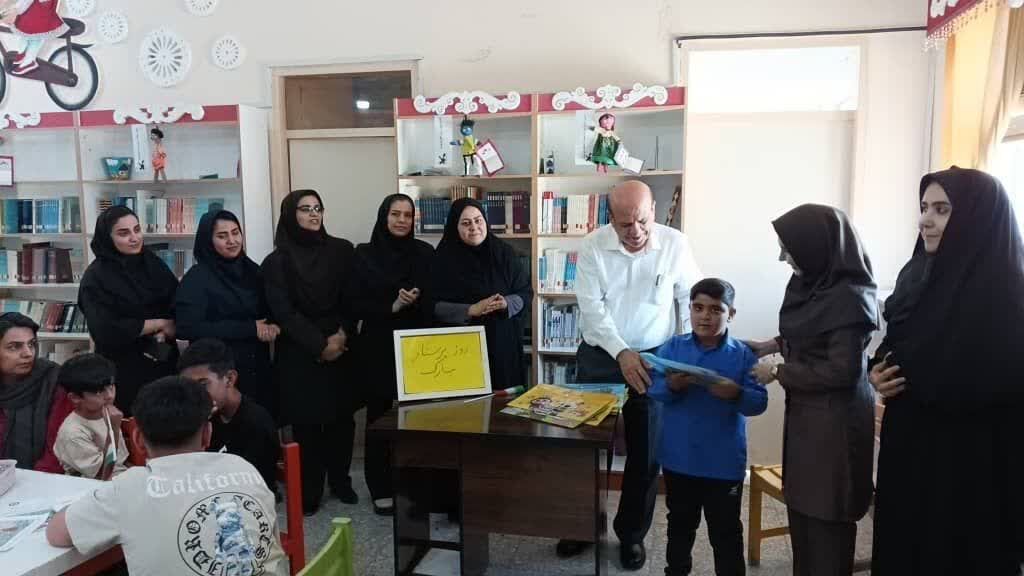 بازدیدجمعی از توانخواهان بهزیستی از مرکز بستک