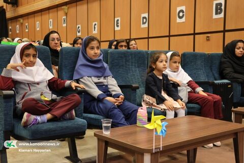 اولین مهروارهی حال خوش زندگی در کانون چهارمحال و بختیاری