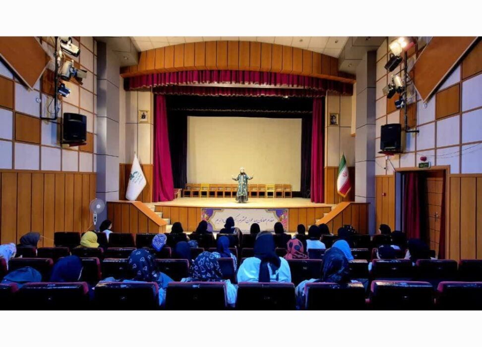 گرامیداشت روز نوجوان در مرکز مجتمع کانون کرج شور نوجوانی در کانون کرج؛ برپایی گرامیداشت روز نوجوان در مرکز مجتمع