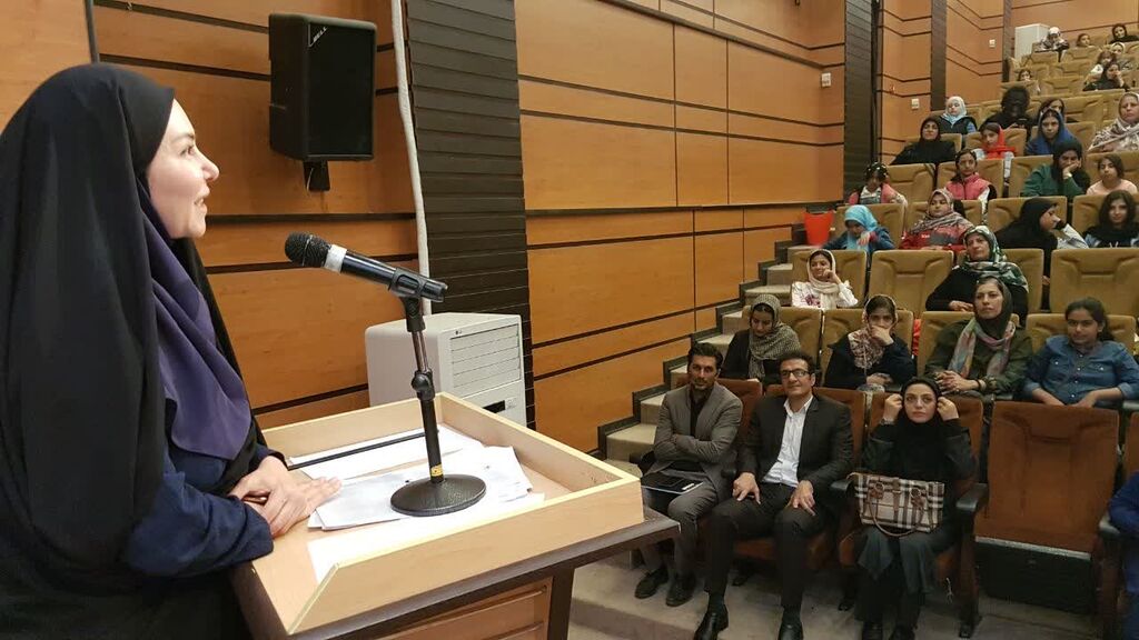 کرمانشاه. کانونیاران ویژهبرنامه نوجوانمحور در مرکز شماره ۴ کانون کرمانشاه