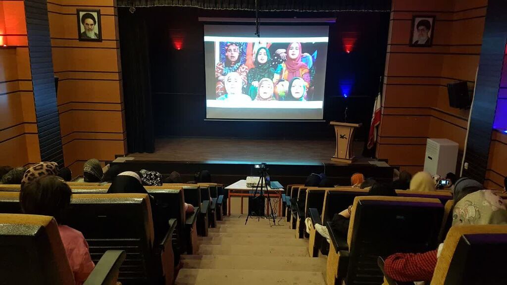 ویژهبرنامه نوجوانمحور در مرکز شماره ۴ کانون کرمانشاه