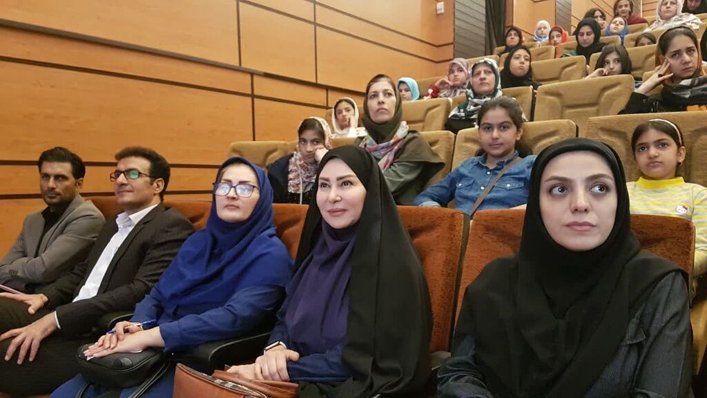 ویژهبرنامه نوجوانمحور در مرکز شماره ۴ کانون کرمانشاه