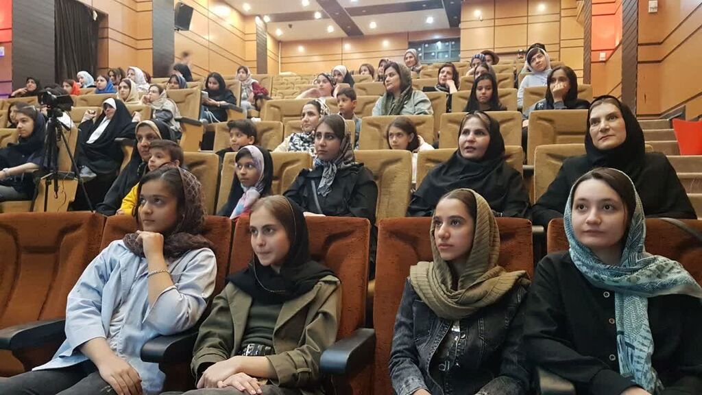 کارگاه قصهگویی از "ایده تا اجرا" در کانون کرمانشاه