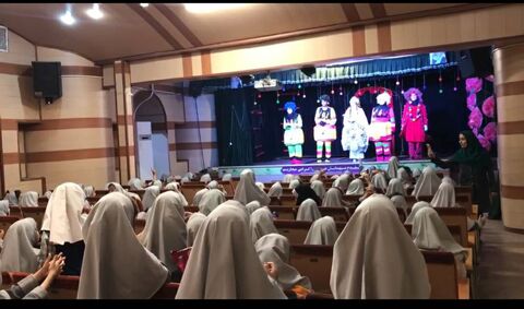 استقبال چشمگیر از نمایش «مسافر اشتباهی» در کانون پرورش فکری استان اصفهان