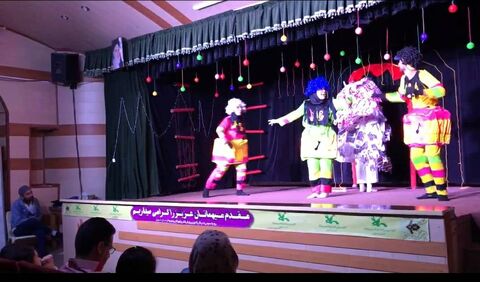 استقبال چشمگیر از نمایش «مسافر اشتباهی» در کانون پرورش فکری استان اصفهان