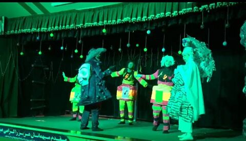 استقبال چشمگیر از نمایش «مسافر اشتباهی» در کانون پرورش فکری استان اصفهان