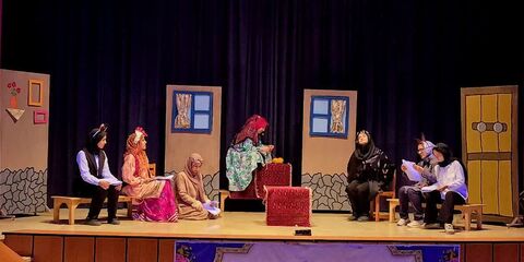 مرکز مجتمع، روز نوجوان