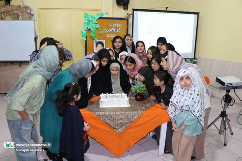 ویژهبرنامه بزرگداشت شهید حسین فهمیده و روز نوجوان در مراکز کانون فارس برگزار شد