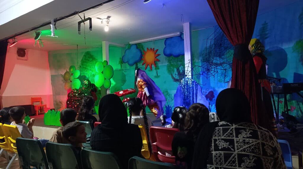 نمایش «خاله‌سوسکه» در مرکز فرهنگی‌هنری کانون رامهرمز روی صحنه رفت