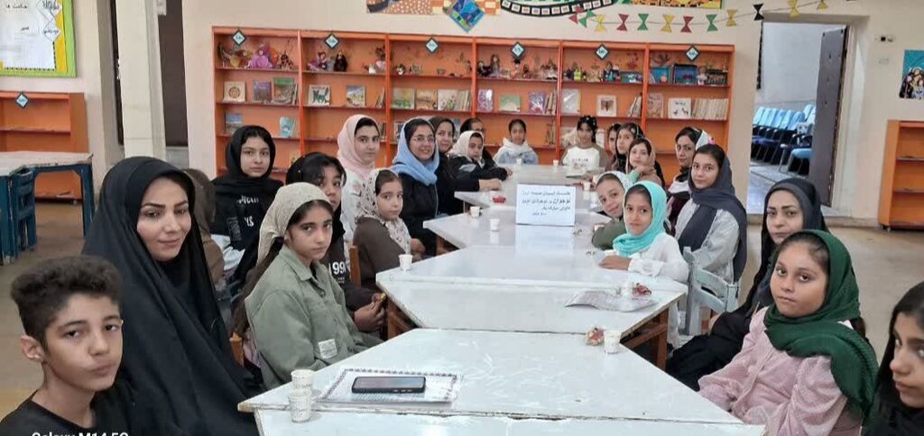 مرکز کنگاور میزبان ویژه‌برنامه‌ای نوجوان‌محور شد