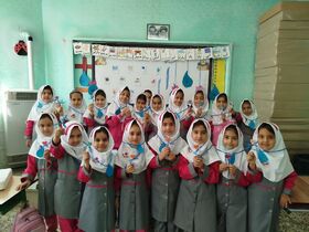 اعضای کتابخانه پستی نیشابور به پویش عکاسی «همشاگردی سلام» پیوستند