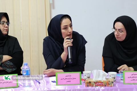 دیدار مدیران مراکز با مدیر کل و کارشناسان استان و رونمایی از کتاب