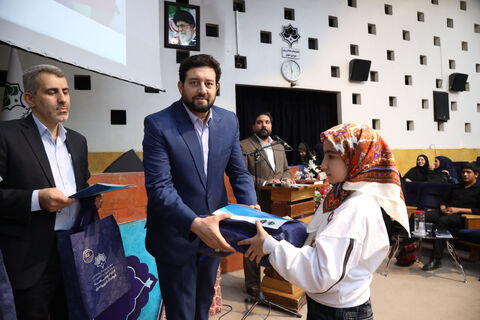 آیین رونمایی از پوستر مسابقه فرهنگی، هنری و ادبی"سرای امن" به روایت تصویر