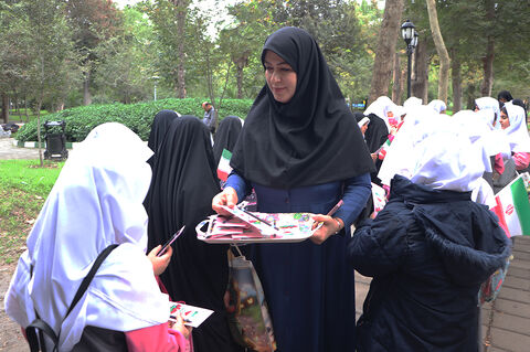 روایت تصویری ویژه‌برنامه «به رنگ مدرسه، به عطر دانایی»