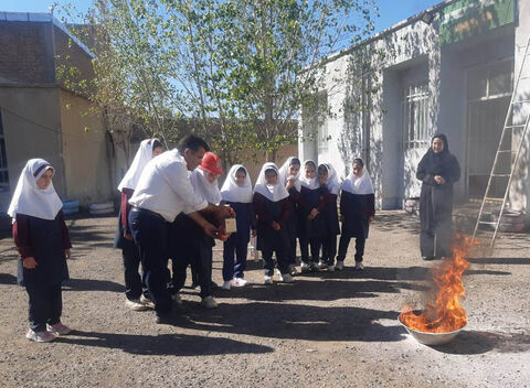 آموزش پدافند غیرعامل در مراکز کانون استان اردبیل