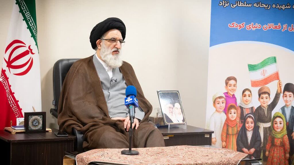 برگزیدگان جشنواره‌ی «شهیده ریحانه سلطانی‌نژاد» تجلیل شدند