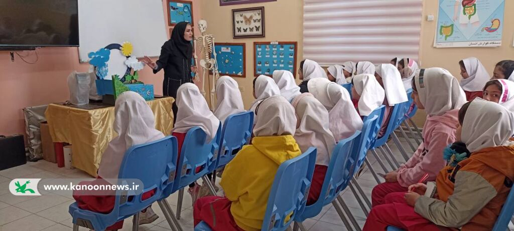 بازدید ۷۵ دانش‌آموز سنندجی از دنیای علم و فناوری