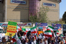 حضور کانون پرورش فکری استان مرکزی در راهپیمایی ۱۳ آبان