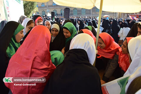 برپایی ایستگاه‌های فرهنگی هنری کانون لرستان درخرم آباد