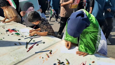 ایستگاه فرهنگی‌هنری کانون پرورش فکری در راهپیمایی ۱۳ آبان اهواز