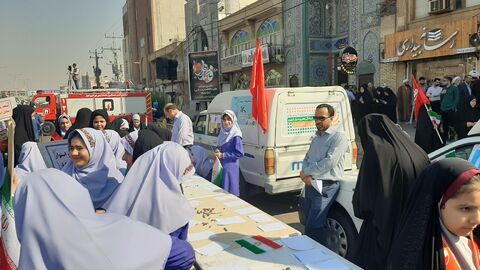 ایستگاه فرهنگی‌هنری کانون پرورش فکری در راهپیمایی ۱۳ آبان اهواز