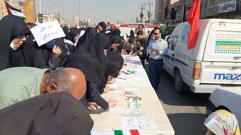 ایستگاه فرهنگی‌هنری کانون پرورش فکری در راهپیمایی ۱۳ آبان اهواز