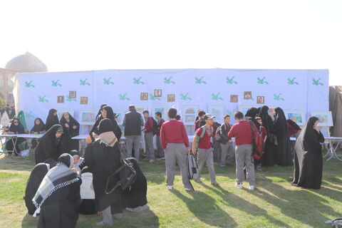 حضور پررنگ کانون پرورش فکری کودکان و نوجوانان استان اصفهان در مراسم ۱۳ آبان ۱۴۰۴