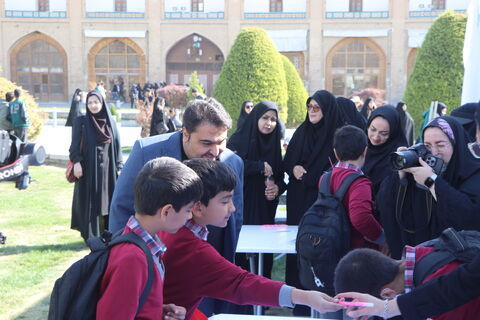 حضور پررنگ کانون پرورش فکری کودکان و نوجوانان استان اصفهان در مراسم ۱۳ آبان ۱۴۰۴