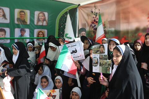 حضور پررنگ کانون پرورش فکری کودکان و نوجوانان استان اصفهان در مراسم ۱۳ آبان ۱۴۰۴