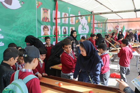 حضور پررنگ کانون پرورش فکری کودکان و نوجوانان استان اصفهان در مراسم ۱۳ آبان ۱۴۰۴