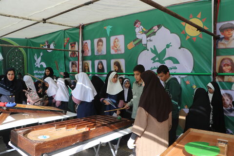 حضور پررنگ کانون پرورش فکری کودکان و نوجوانان استان اصفهان در مراسم ۱۳ آبان ۱۴۰۴