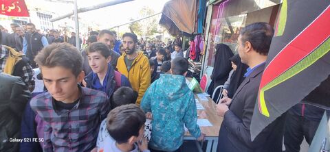 برپایی غرفه مراکز استان آذربایجان شرقی، در مسیر راهپیمایی ۱۳آبان ۱۴۰۴، با شعار (متحد و استوار ، مقابل استکبار)3