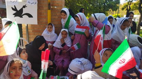 برپایی غرفه مراکز استان آذربایجان شرقی، در مسیر راهپیمایی ۱۳آبان ۱۴۰۴، با شعار (متحد و استوار ، مقابل استکبار)3