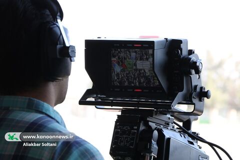 حضور خانواده کانون با نوجوانان در حماسه ۱۳ آبان