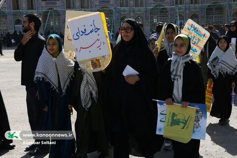 حضور خانواده کانون با نوجوانان در حماسه ۱۳ آبان