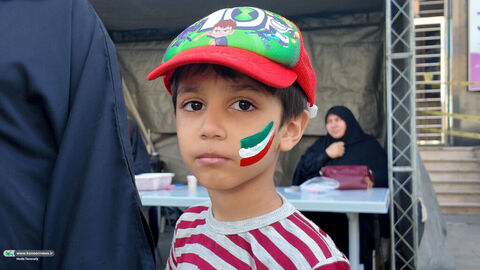 حضور کانون پرورش فکری کودکان و نوجوانان استان قم در راهپیمایی ۱۳ آبان