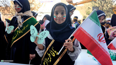 حضور کانون پرورش فکری کودکان و نوجوانان استان قم در راهپیمایی ۱۳ آبان