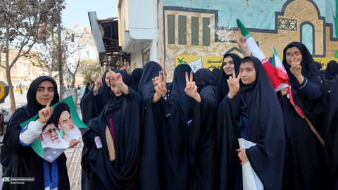 حضور کانون پرورش فکری کودکان و نوجوانان استان قم در راهپیمایی ۱۳ آبان