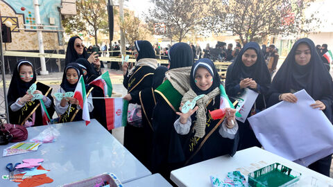 حضور کانون پرورش فکری کودکان و نوجوانان استان قم در راهپیمایی ۱۳ آبان