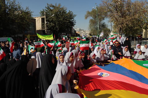 13 آبان_مرکزی