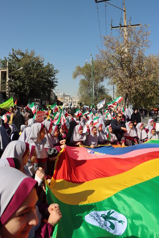 13 آبان_مرکزی