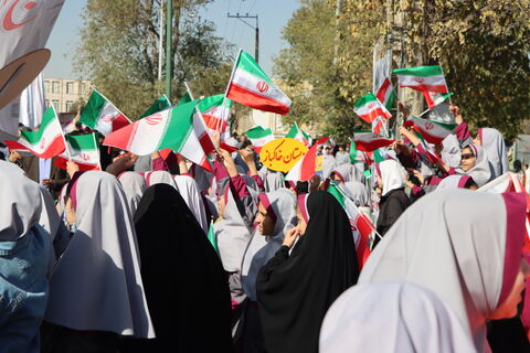 13 آبان_مرکزی