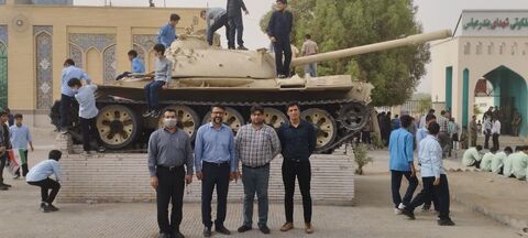 حضور مدیر کل و همکاران ستادی کانون پرورش فکری کودکان و نوجوانان در راهپیمایی یوم الله ۱۳ آبان روز