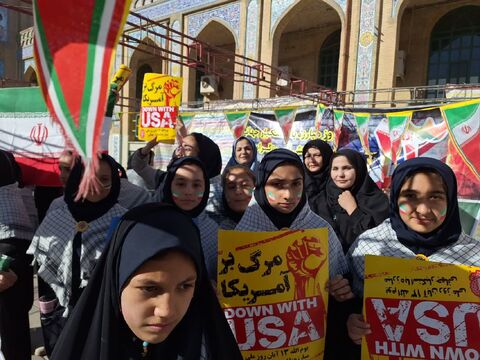 کرمانشاه . غرفه کانون