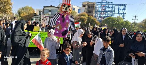 کرمانشاه.  برنامه‌های روز دانش‌آموز