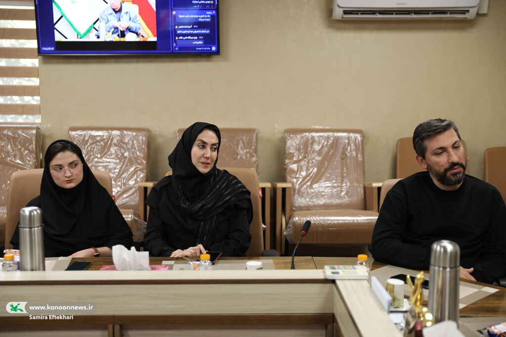 شعر ایران نیازی به موشک ندارد؛ خودش قدرت  است/ قیصر نسل جوان را دوباره عاشق شعر کرد