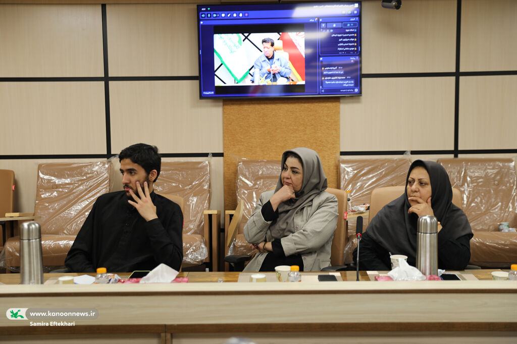 شعر ایران نیازی به موشک ندارد؛ خودش قدرت  است/ قیصر نسل جوان را دوباره عاشق شعر کرد