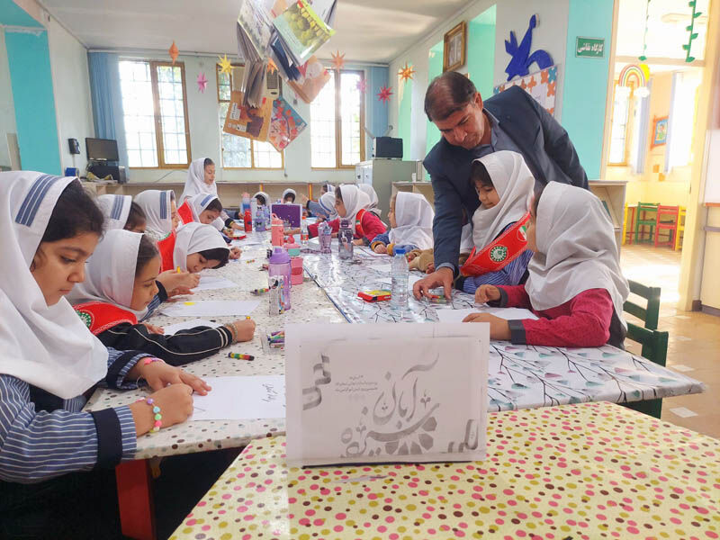 روز دانشآموز و یومالله سیزده آبان در مراکز کانون استان اردبیل گرامی داشته شد