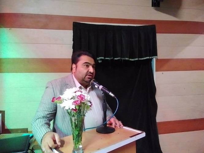 نشست آموزش قصه‌گویی ویژه مربیان کانون استان اصفهان