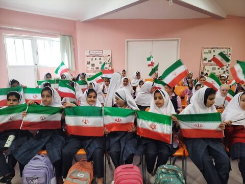 مراسم یوم‌الله ۱۳ آبان ۱۴۰۴ در مراکز کانون استان اصفهان در قاب تصویر